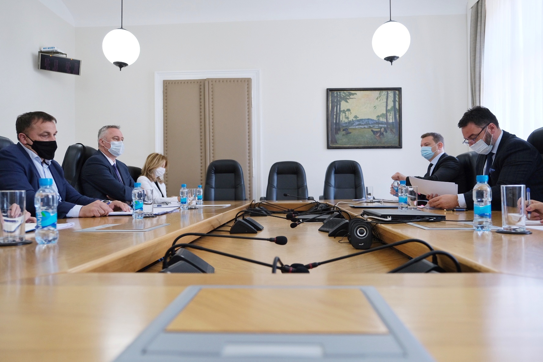 Picture for  Ministri Košarac, Pašalić i Dedić razgovarali o setu mjera za unaprjeđenje domaće poljoprivredne proizvodnje