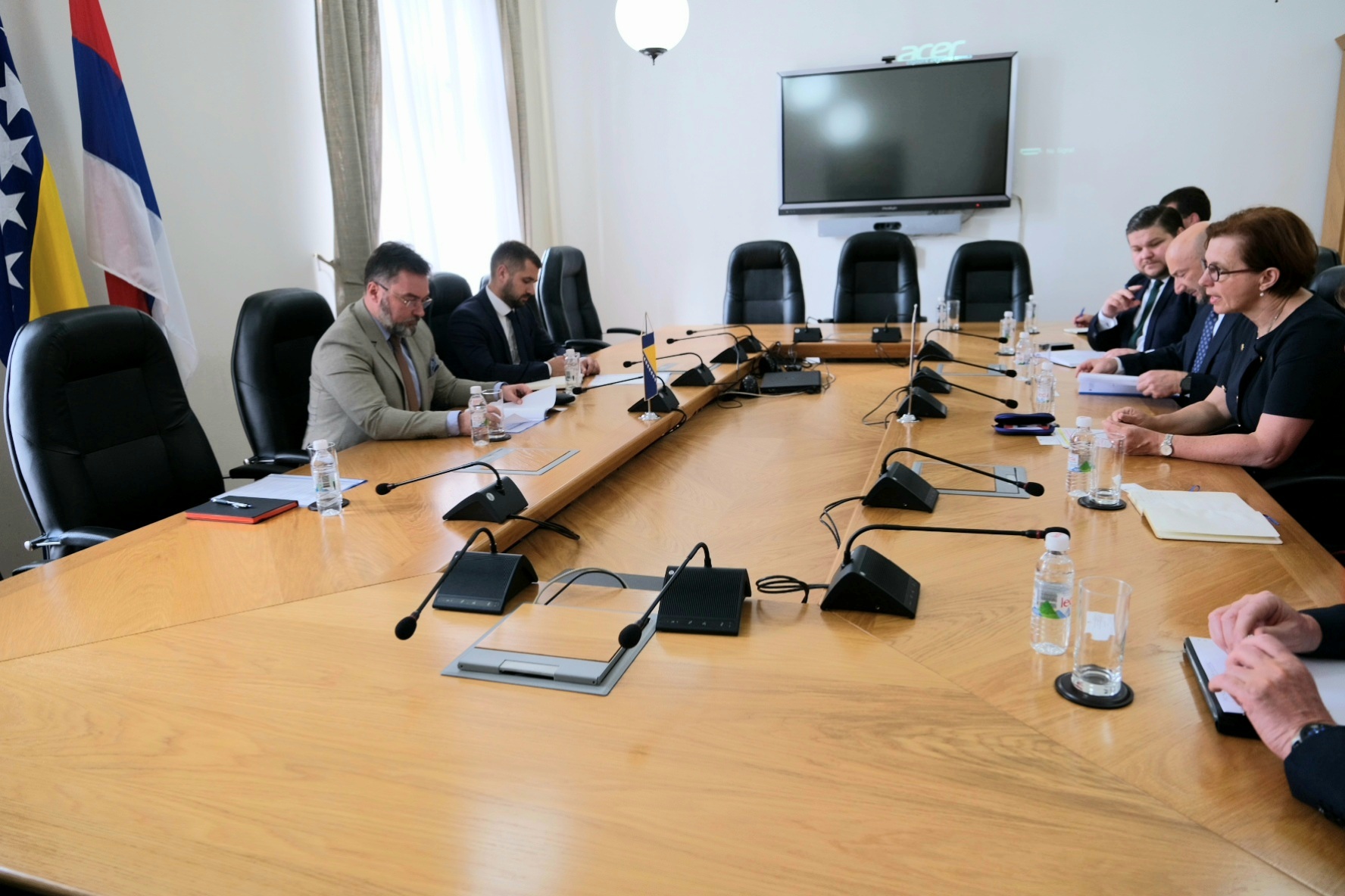 Picture for Министар Кошарац разговарао са замјеником министра иностраних и европских послова Словачке Ингрид Броковом