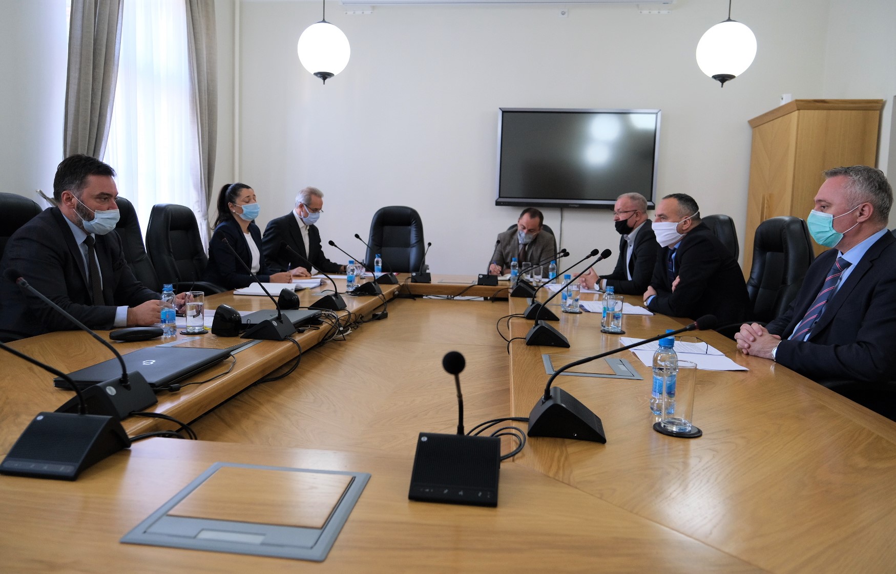 Picture for Министар Кошарац са представницима ресорних ентитетских министарстава о унапређењу пољопривредне производње