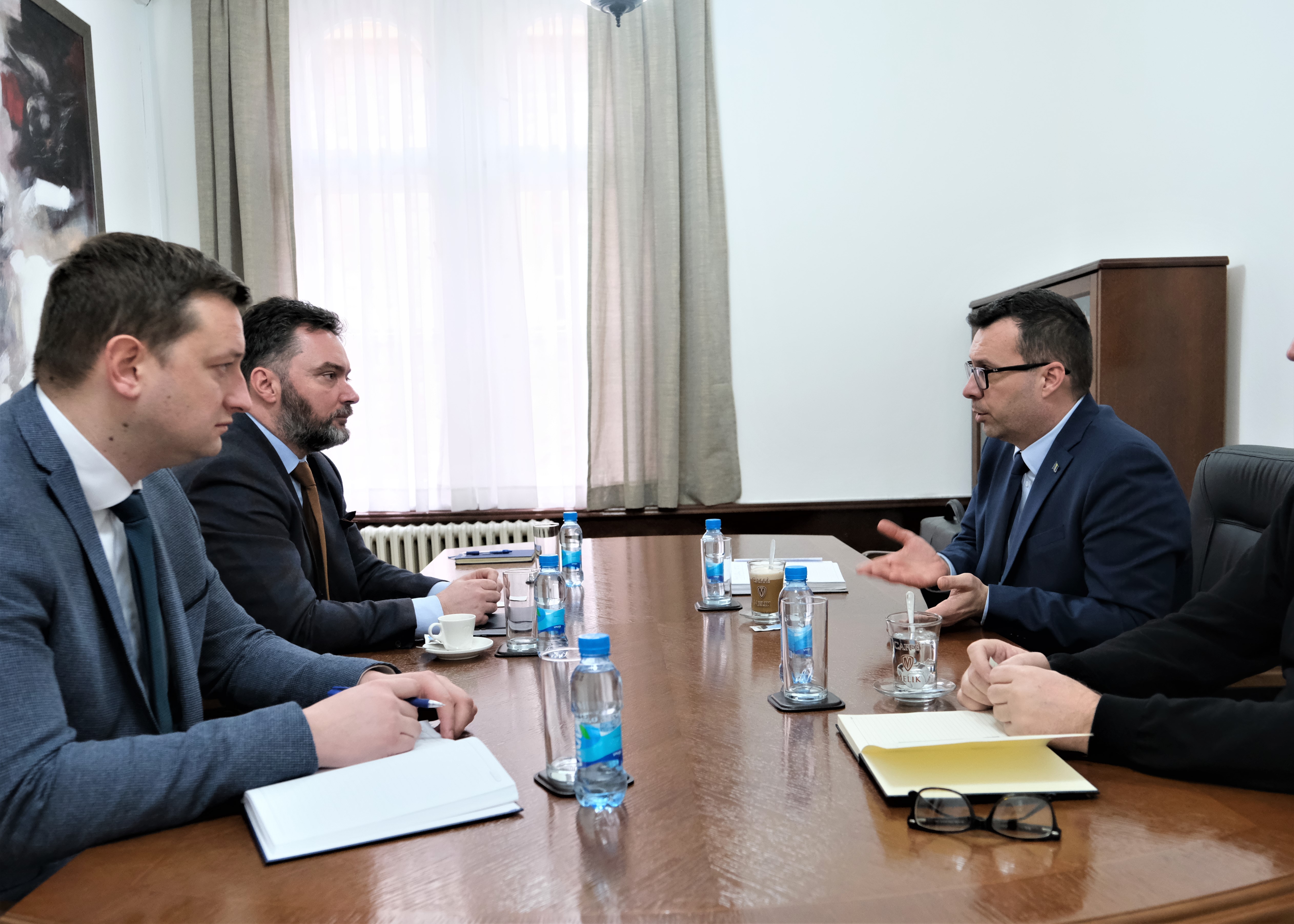 Picture for Министри Кошарац и Џиндић: Афирмисати сарадњу у циљу ефикасније проходности одлука