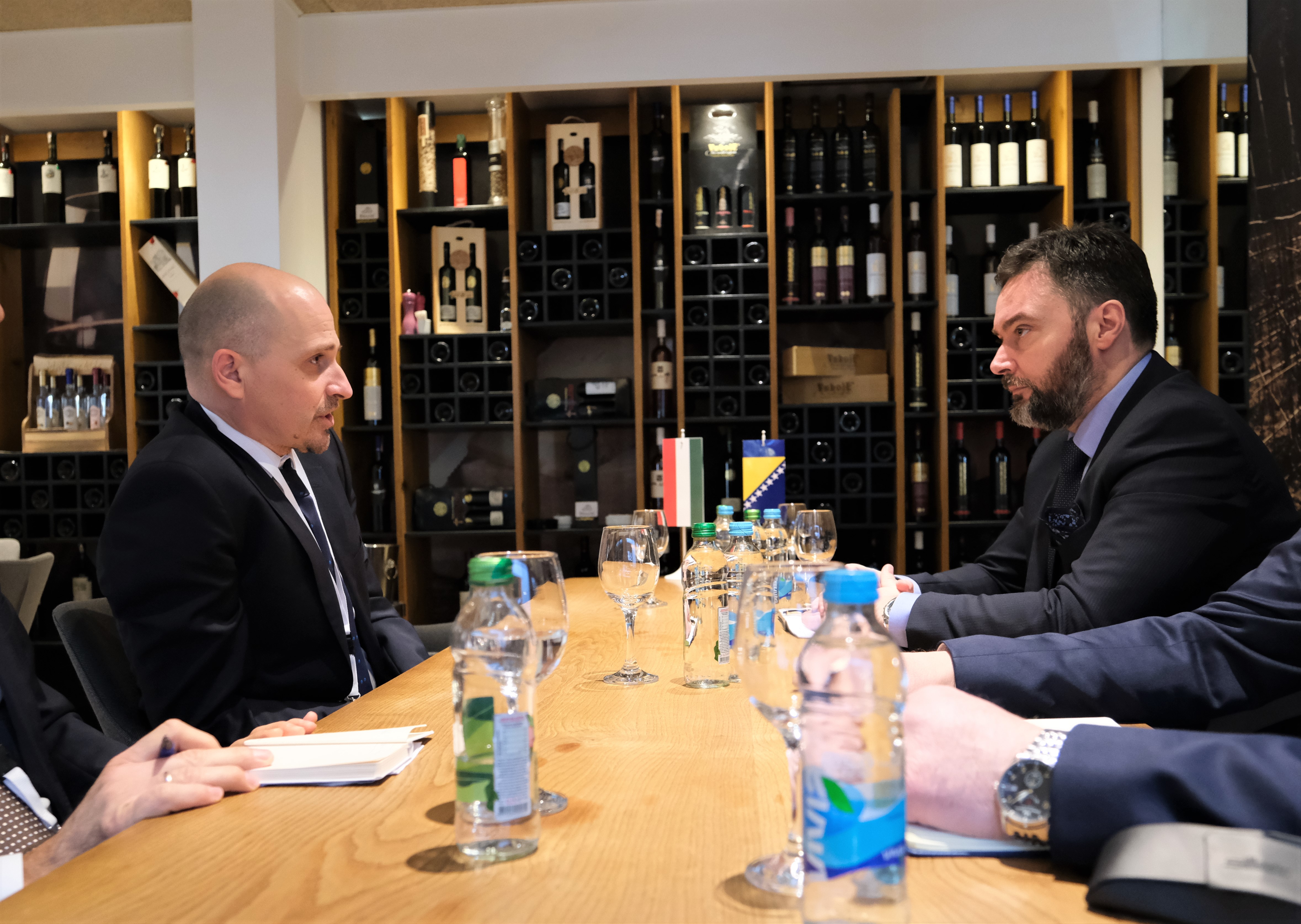 Picture for Министар Кошарац и амбасадор Пош о унапређењу сарадње и мађарским инвестицијама у БиХ