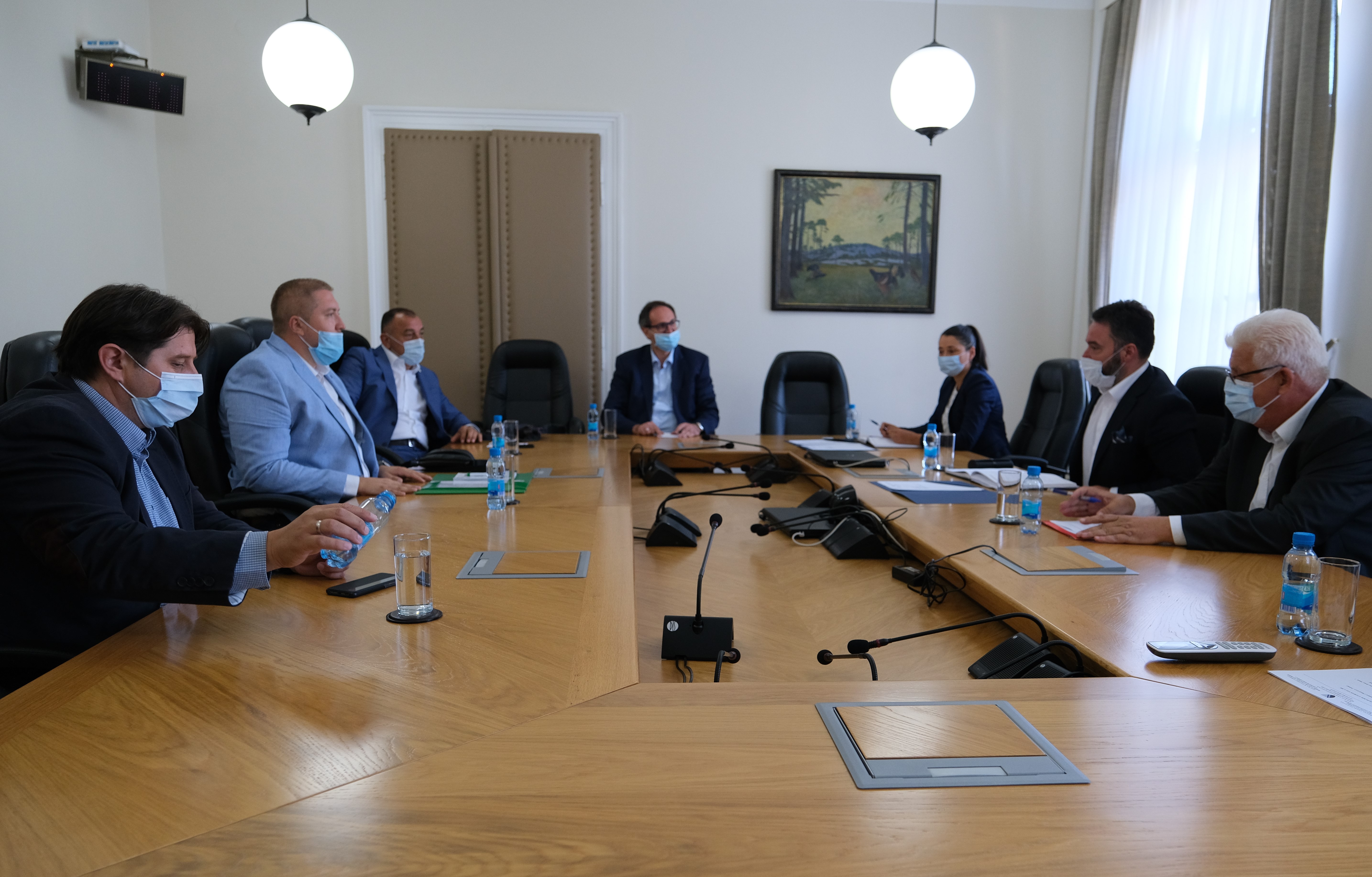 Picture for Министар Кошарац разговарао са представницима Координације перадара у БиХ