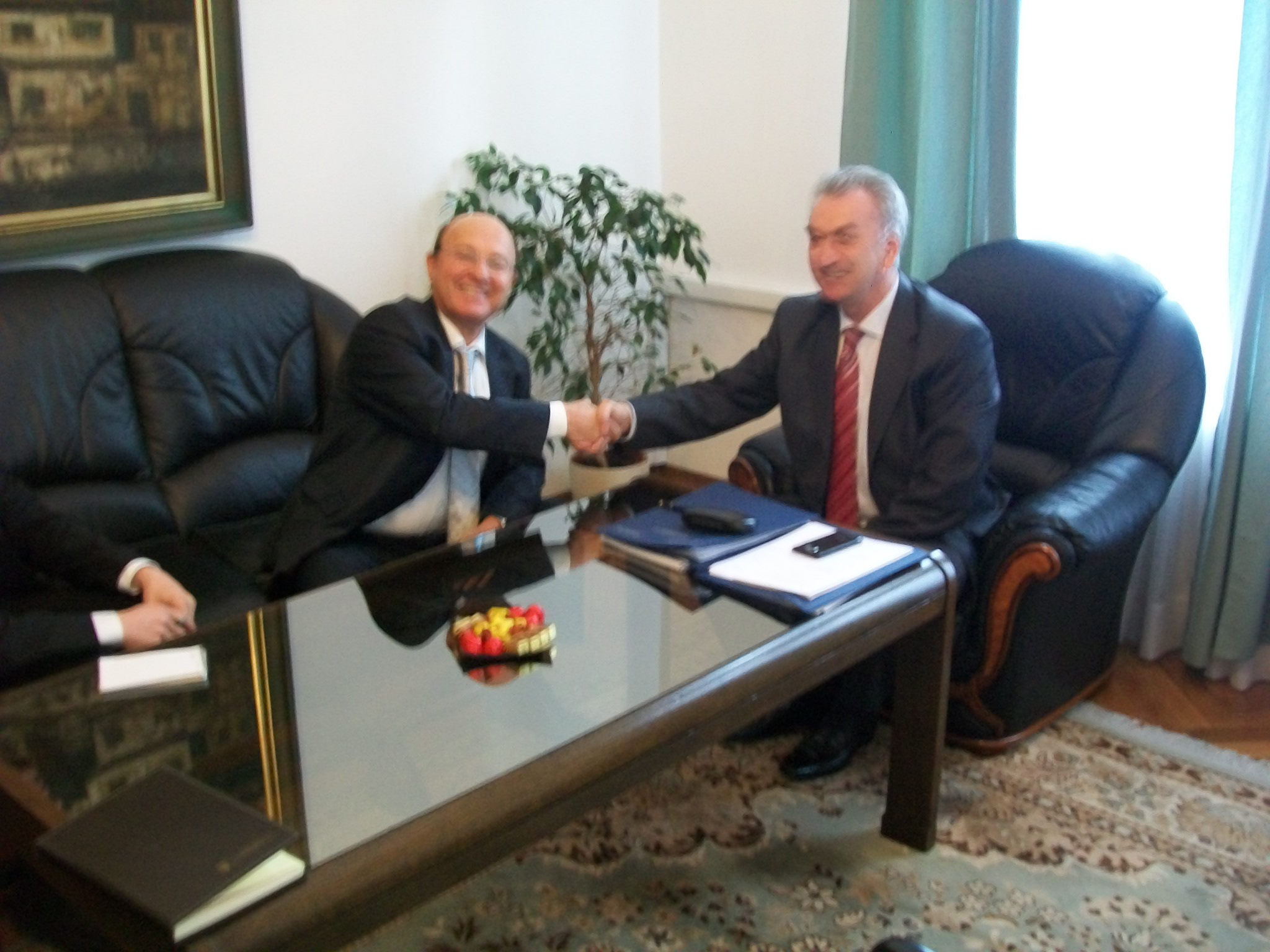 Picture for Састанак министра Мирка Шаровића и нерезидентног амбасадора
Израела у БиХ Дејвида Кохена.
