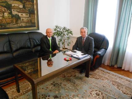 Picture for Sastanak ministra Šarovića sa Predragom Praštalom

