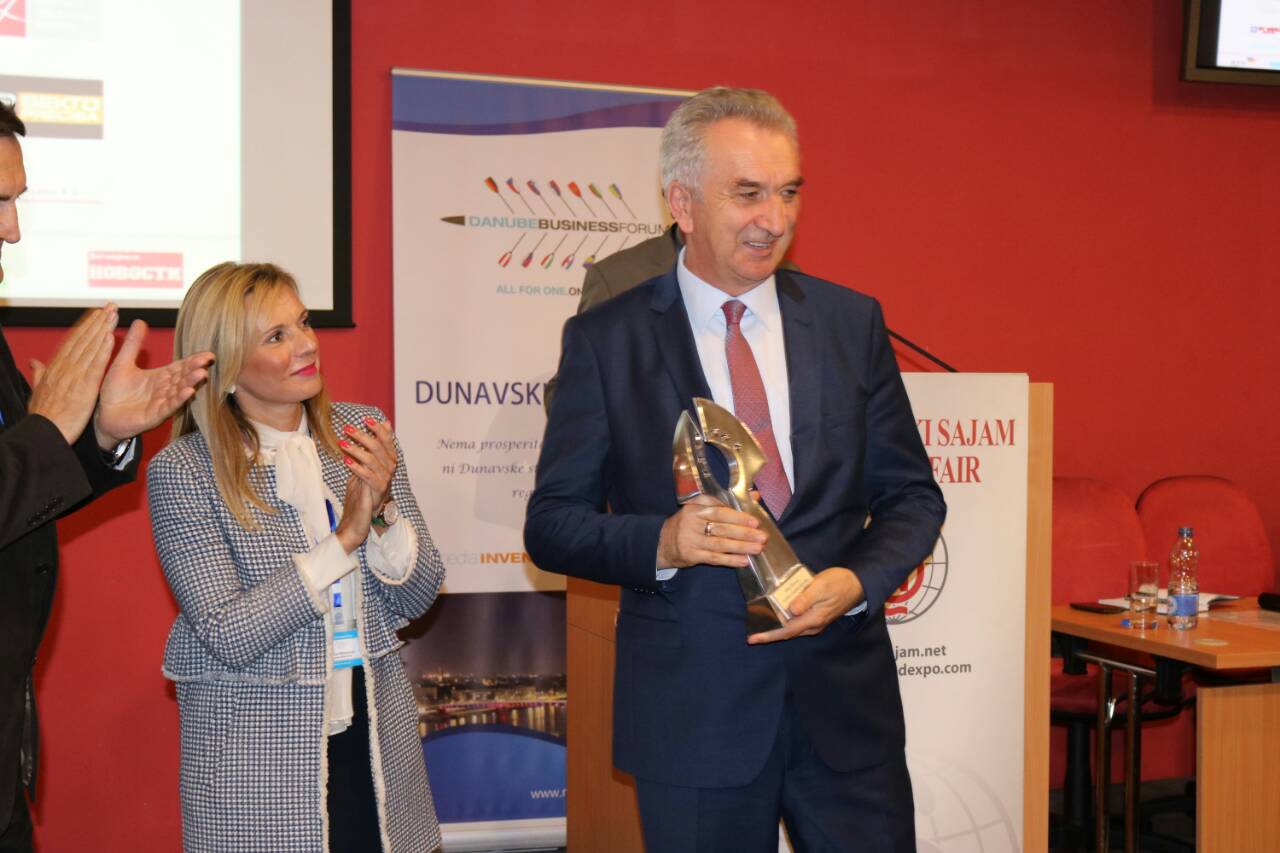 Picture for Ministar Šarović dobitnik  regionalne nagrade za rad i prosperitet 